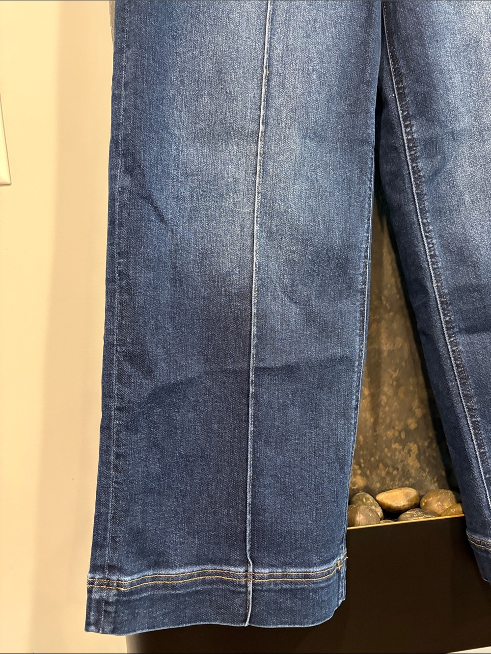 NWT Zenana Outfitters Deep Blue Flare Wide-Leg Jeans - Picture 5 of 10
